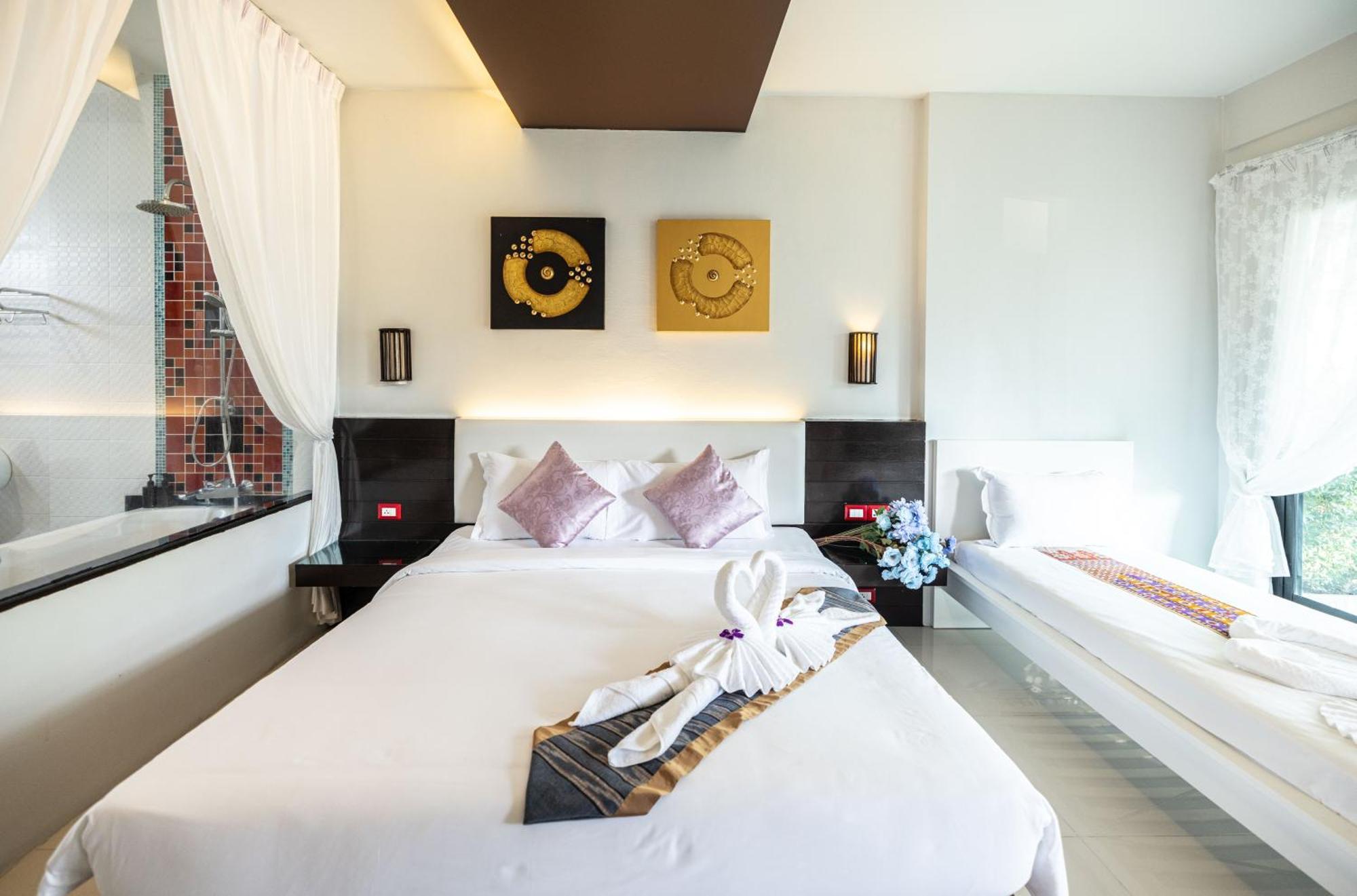 Blue Carina Hotel Phuket Exterior foto