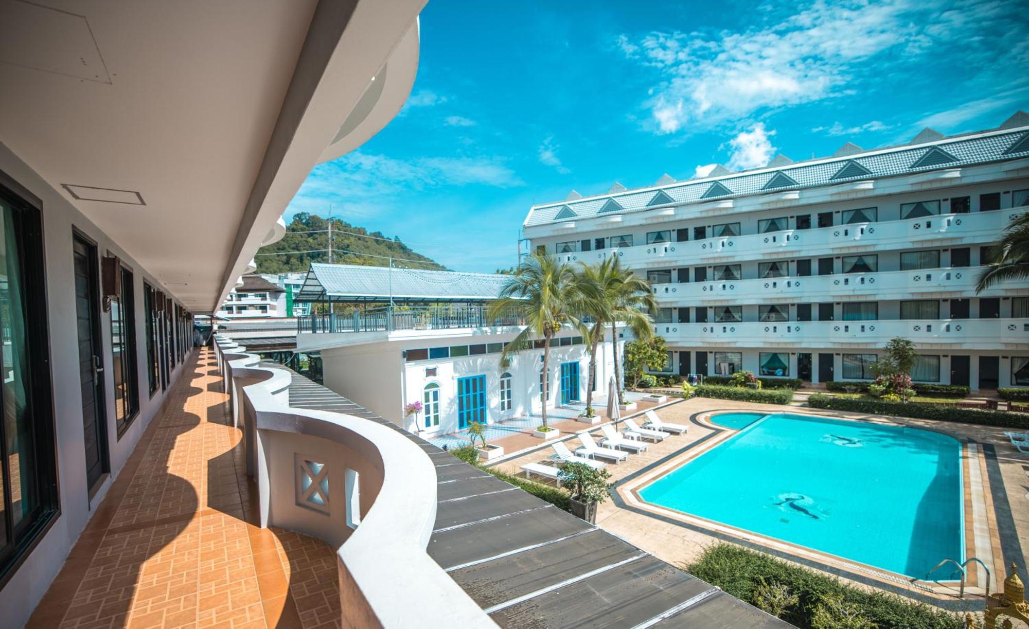 Blue Carina Hotel Phuket Exterior foto