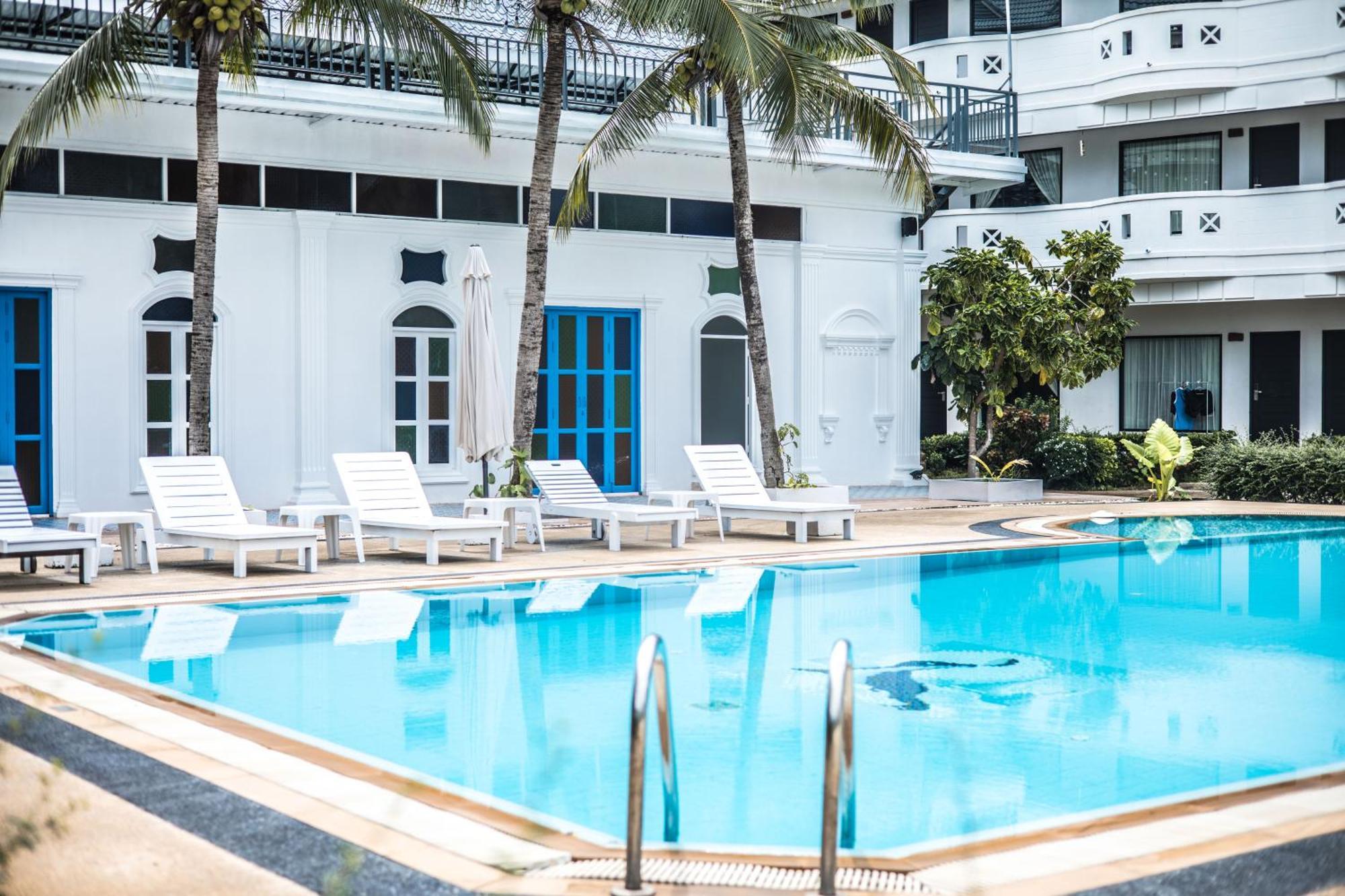 Blue Carina Hotel Phuket Exterior foto