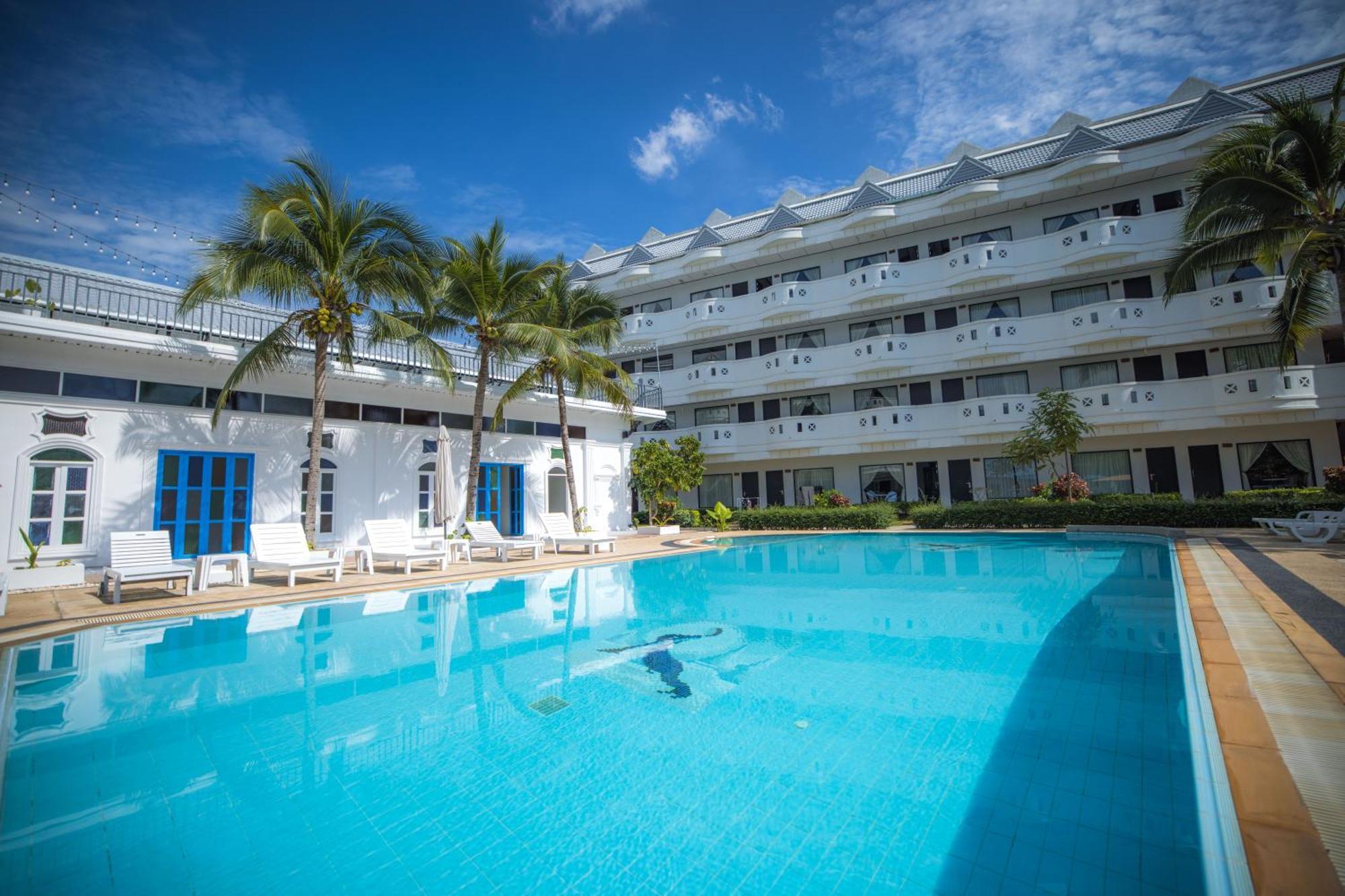 Blue Carina Hotel Phuket Exterior foto