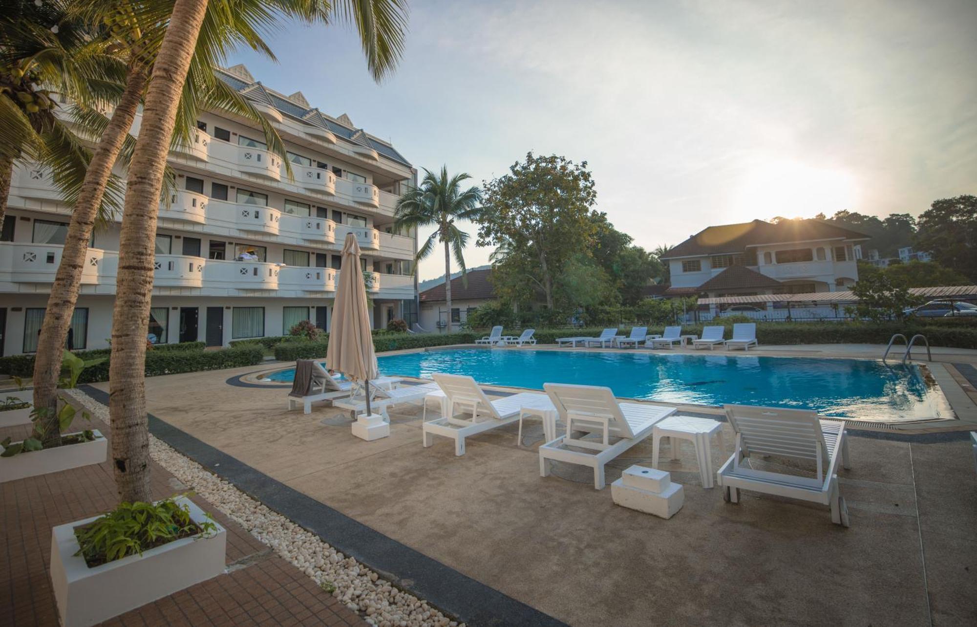 Blue Carina Hotel Phuket Exterior foto