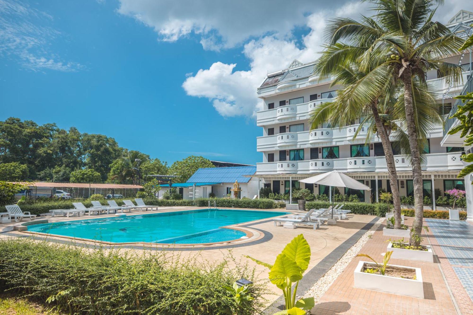 Blue Carina Hotel Phuket Exterior foto