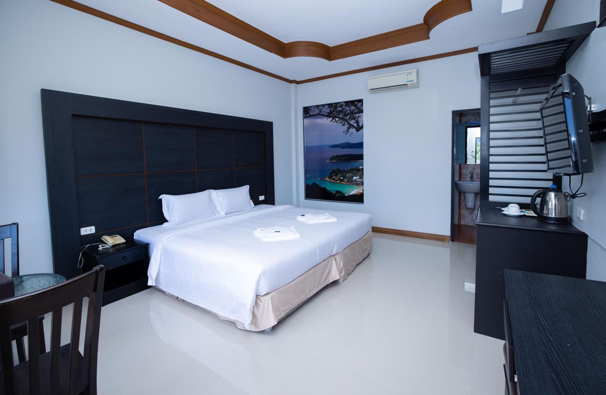 Blue Carina Hotel Phuket Exterior foto